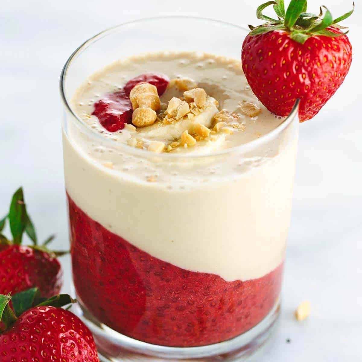 Peanut Butter and Jelly Smoothie Recipe