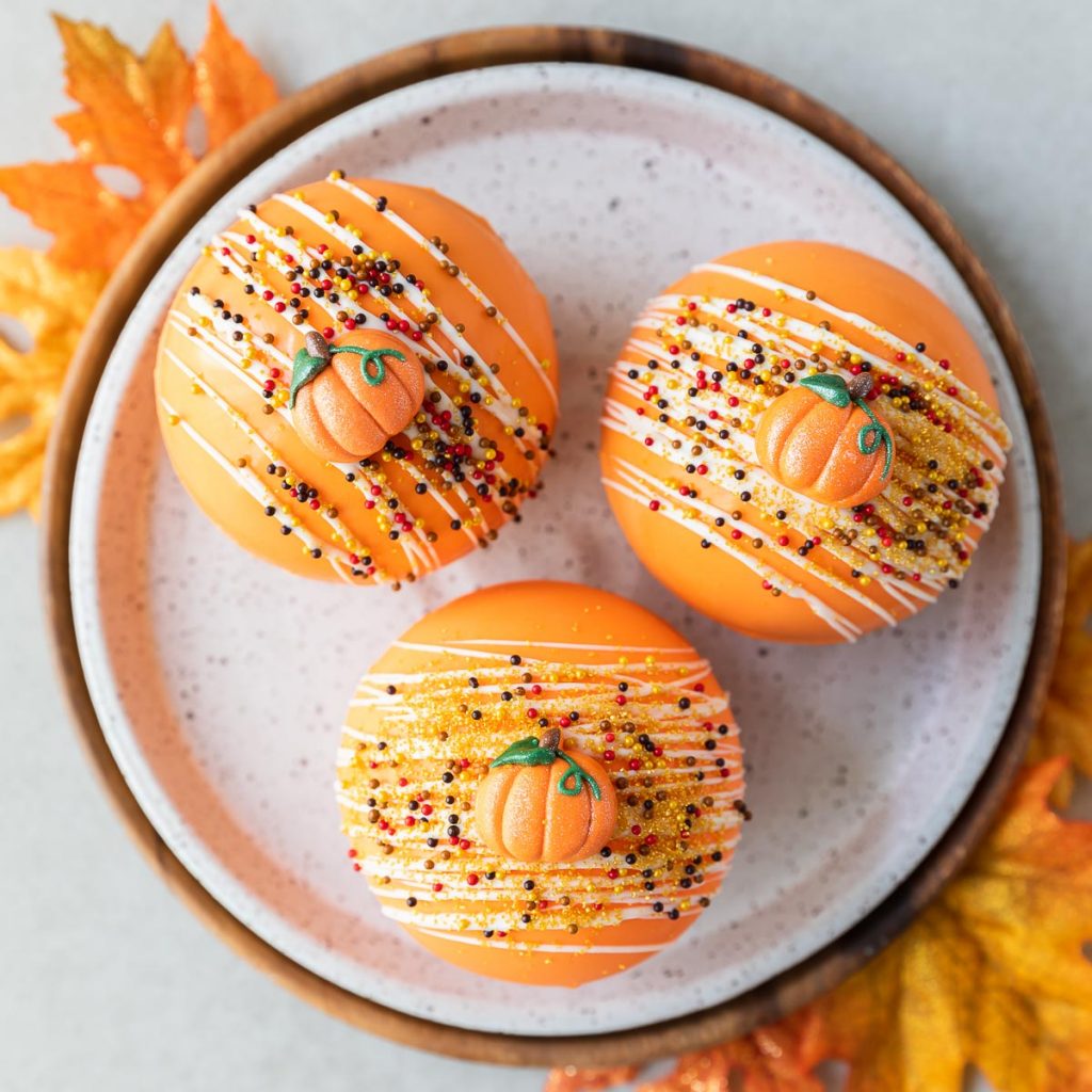 Pumpkin Spice Hot Cocoa Bombs Recipe