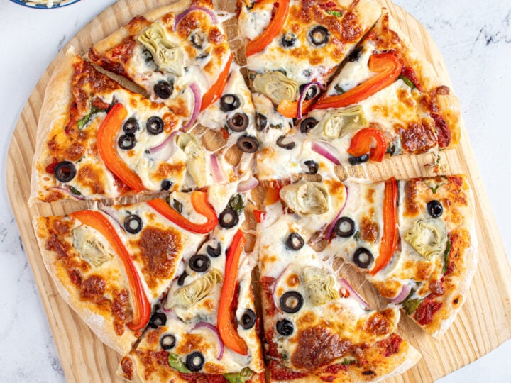 homemade veggie pizza