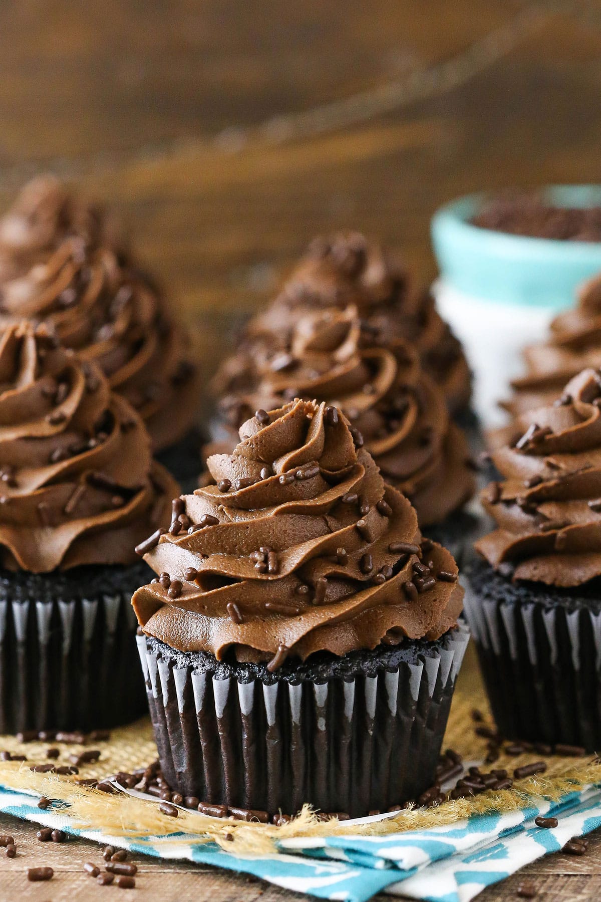 Moist Homemade Chocolate Cupcakes