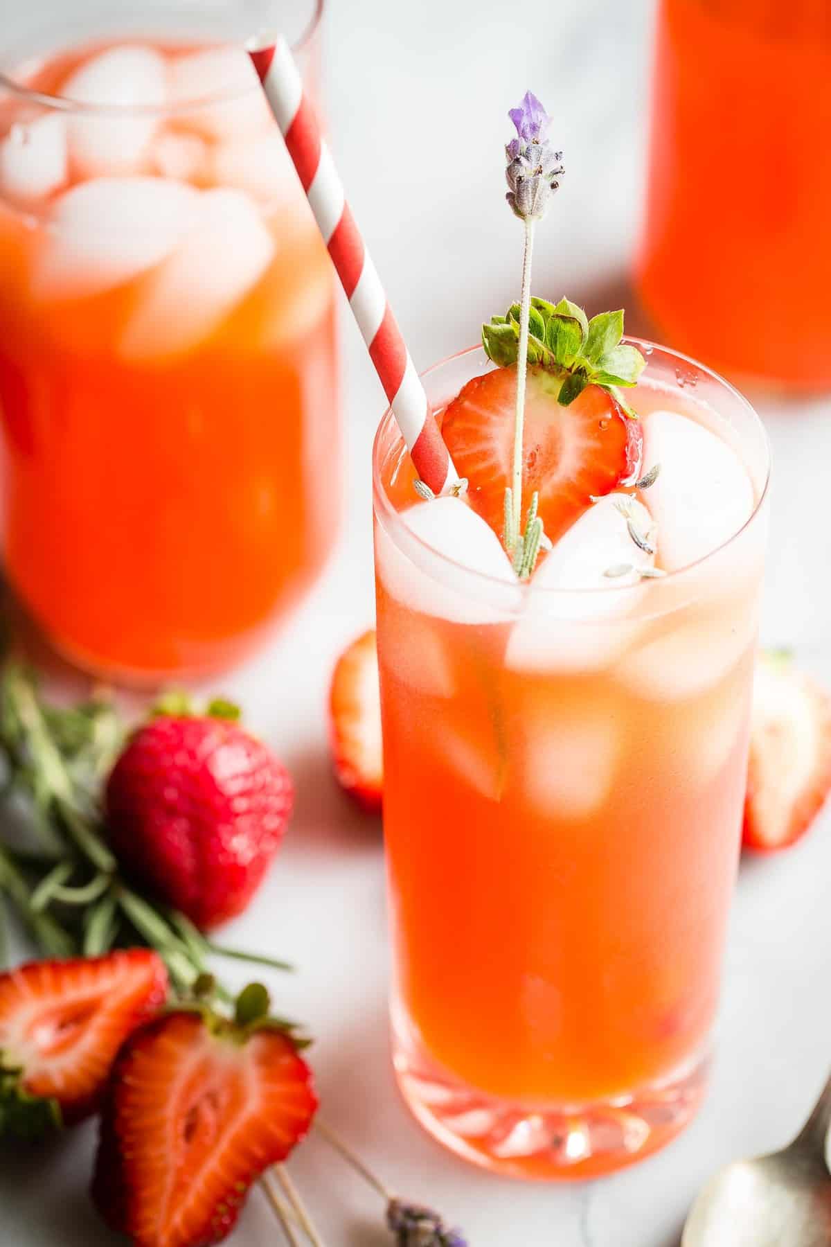 STRAWBERRY LAVENDER LEMONADE